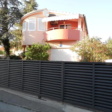 Leon Apartament *