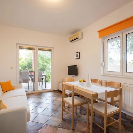 Leon Appartement *