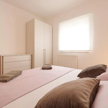 Leon Apartament Bibinje